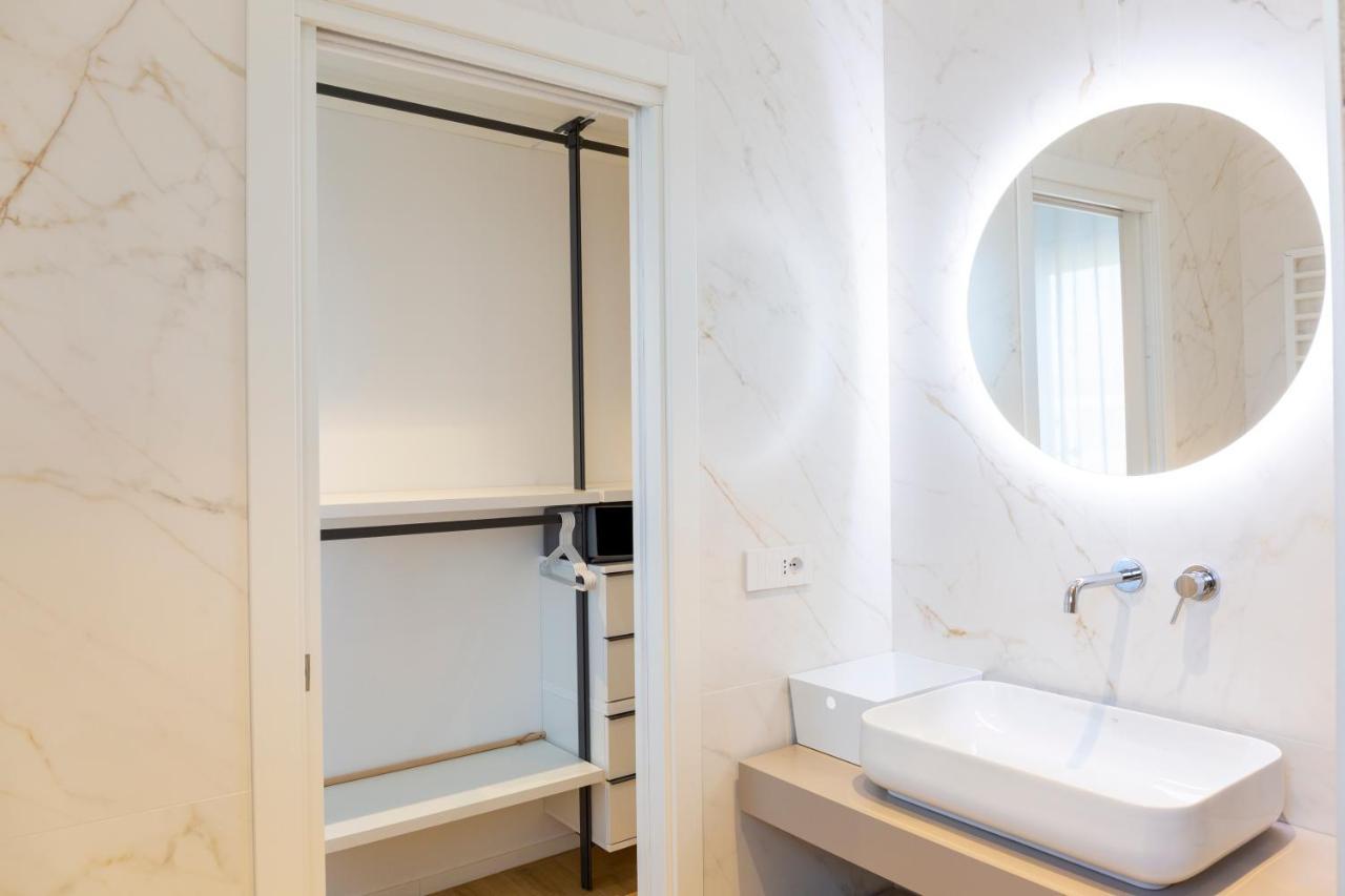 7Th Floor Apartment Foggia Luaran gambar